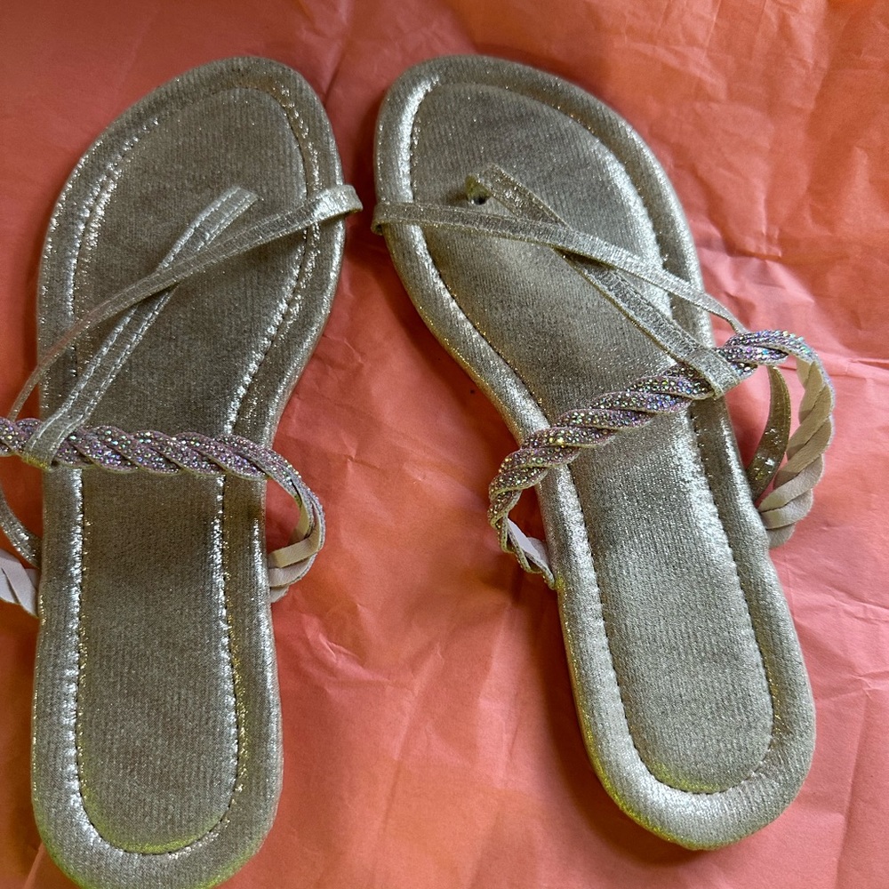 Women’s flip flops rose gold